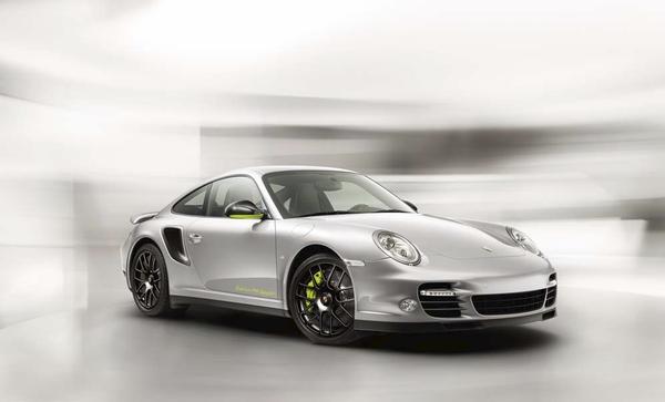 911 Turbo S Coupe Edition 918 Spyder - front 3 quarter